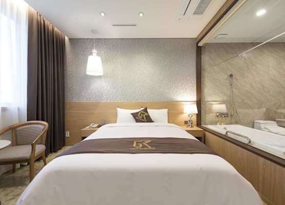 Gold River Hotel 1