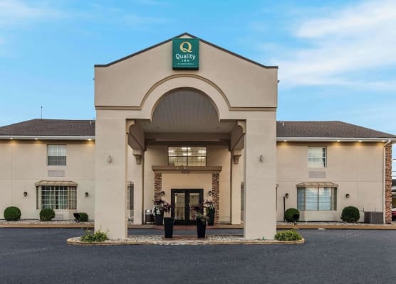 Quality Inn Saint Louis Airport 1