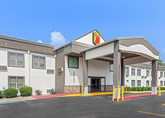 Super 8 by Wyndham Athens 1