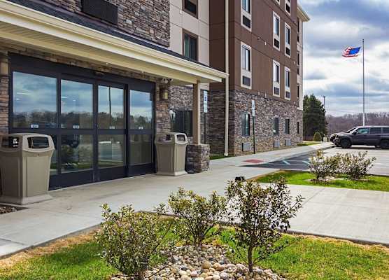 Suburban Studios Monaca - Pittsburgh 1