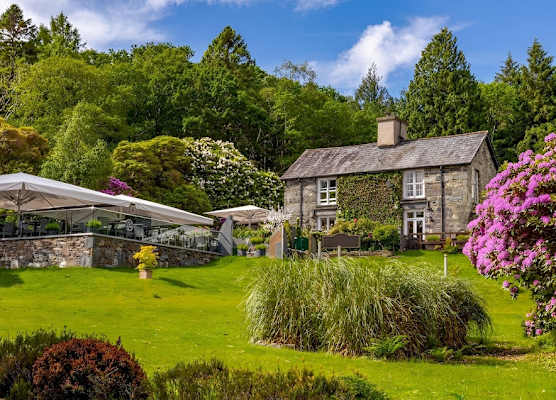 Aberdunant Hall, Snowdonia 1