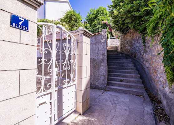 Apartments & Rooms Stella 1