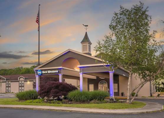 Best Western Mystic Hotel 1