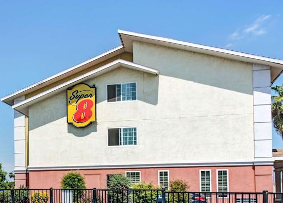 Super 8 by Wyndham Sacramento/Florin Rd 1