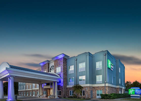 Holiday Inn Express & Suites ROCKPORT - BAY VIEW by IHG 1