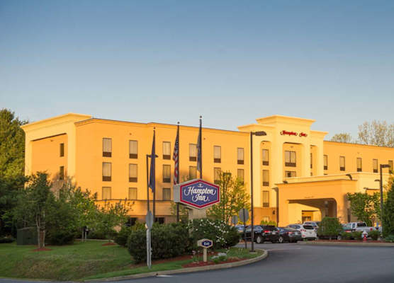 Hampton Inn Brattleboro 1