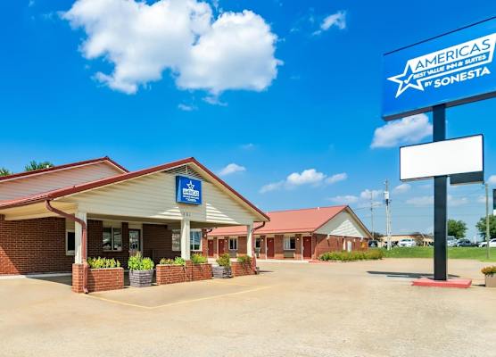 Americas Best Value Inn and Suites Siloam Springs 1