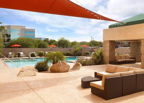 Radisson Hotel Phoenix Airport 1