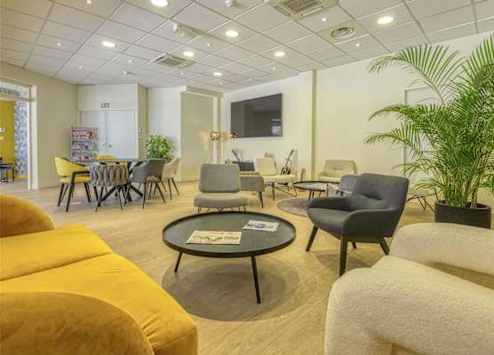 ibis Cholet 1
