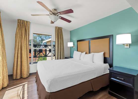 MainStay Suites Las Vegas Flamingo 1