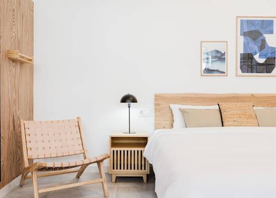 Valencia Apartments by Olala Homes 1
