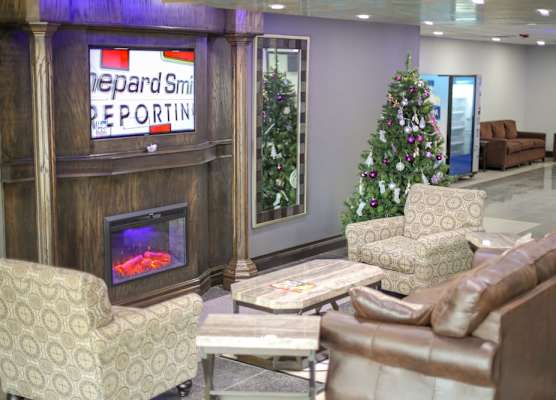 American Inn and Suites Ferndale 1