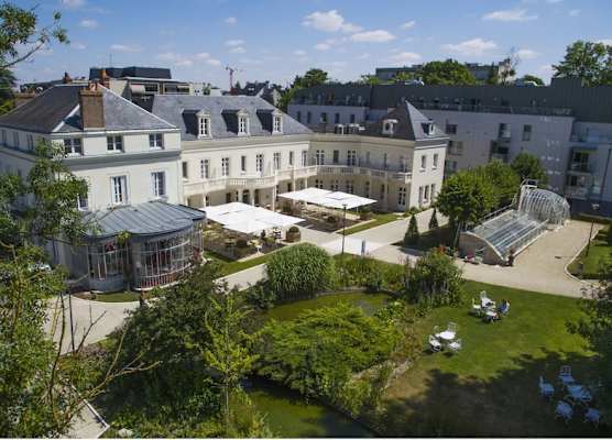 Château Belmont Tours by The Crest Collection 1