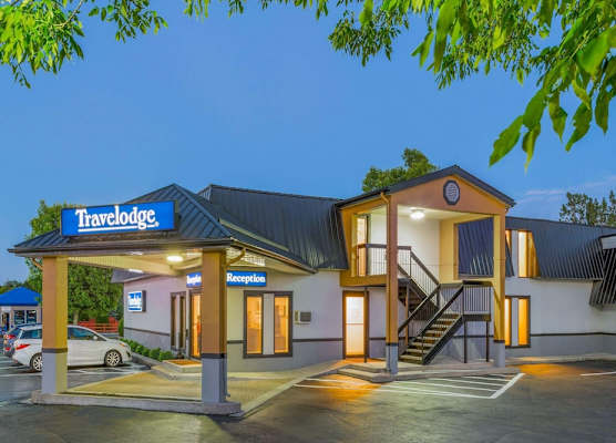 Travelodge by Wyndham Gananoque 1