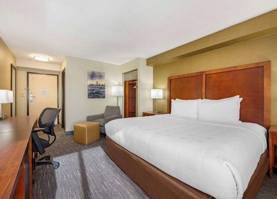Best Western Chicago - Downers Grove 1