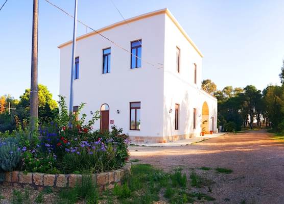 Salento Houses & Idro Suites 1