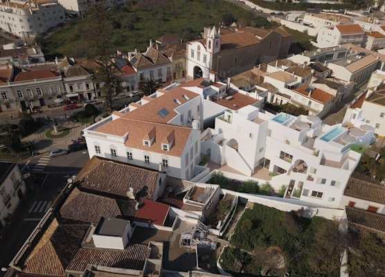 Palácio de Tavira, a Small Luxury Hotel of the World 1