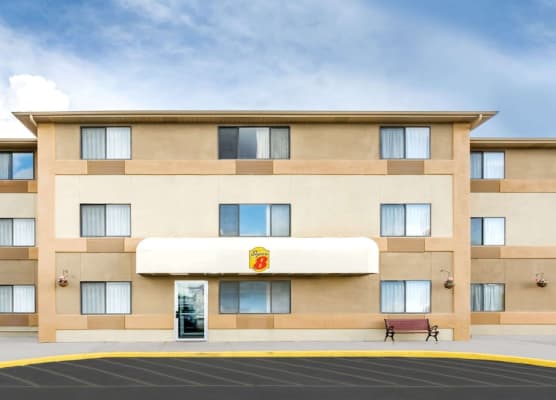 Super 8 by Wyndham Cedar City 1