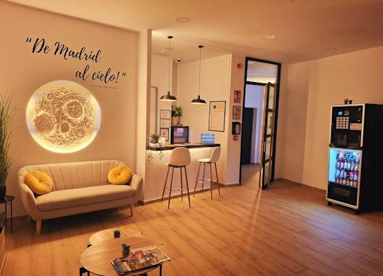 Capsule Inn Madrid 1
