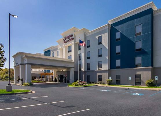 Hampton Inn & Suites Schererville 1