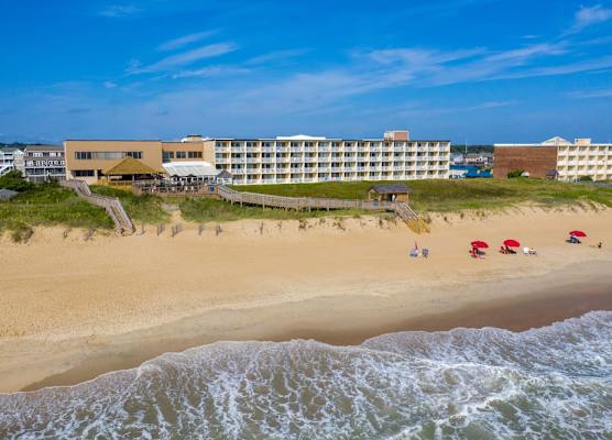 Ramada Plaza by Wyndham Nags Head Oceanfront 1