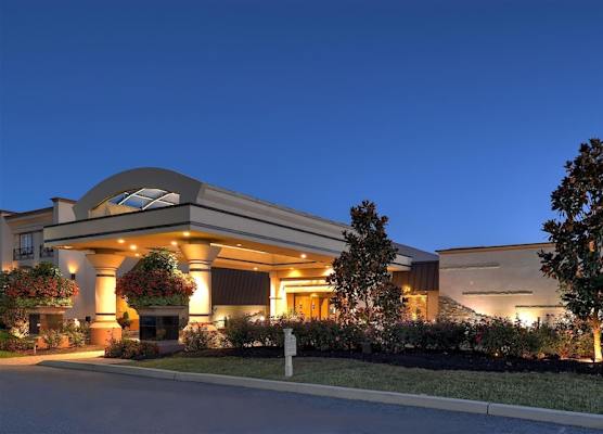 Eden Resort and Suites, BW Premier Collection 1