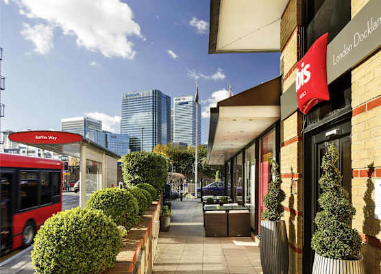 ibis London Docklands Canary Wharf 1