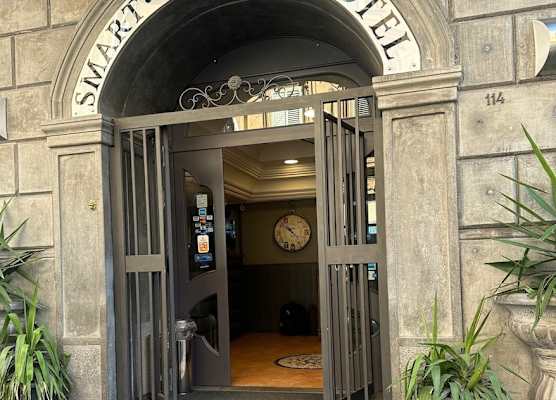 Smart station hotel 1