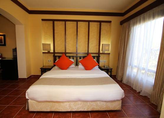 Tamra Beach Resort 1