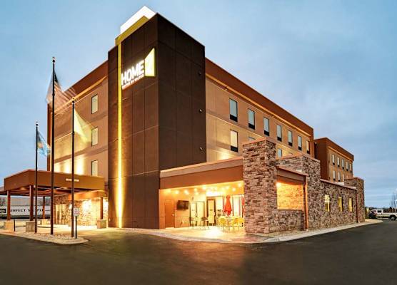 Home2 Suites By Hilton Beloit 1