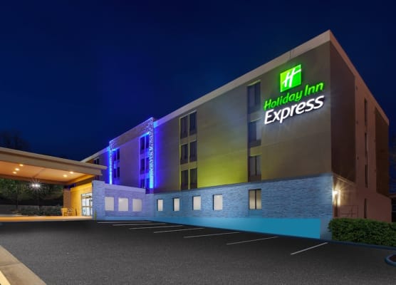 Holiday Inn Express FAIRFAX - ARLINGTON BOULEVARD by IHG 1