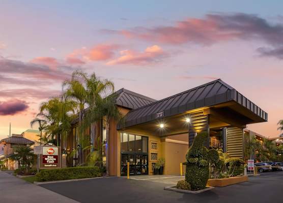 Best Western Plus Stovall's Inn 1