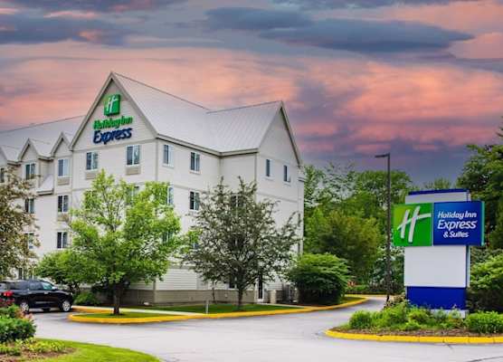 Holiday Inn Express & Suites LINCOLN EAST - WHITE MOUNTAINS by IHG 1