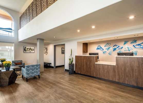 Best Western Inn & Suites Lemoore 1