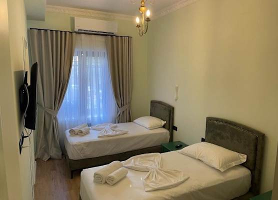 Amorino Tirana B&B 1