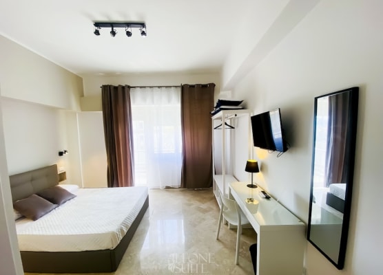 Leone Suite B&B & Restaurant AIC 1