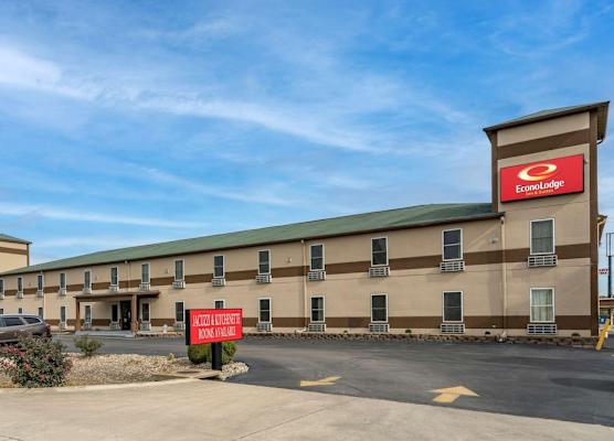 Econo Lodge Inn & Suites Granite City - St Louis 1