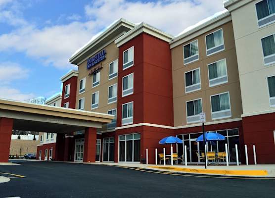 Fairfield Inn & Suites by Marriott Stafford Quantico 1
