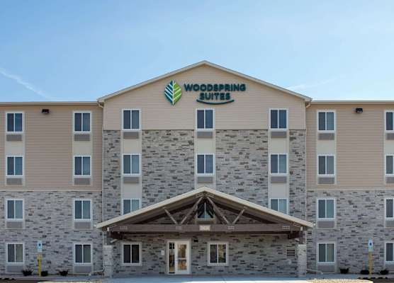 WoodSpring Suites Chicago Tinley Park 1