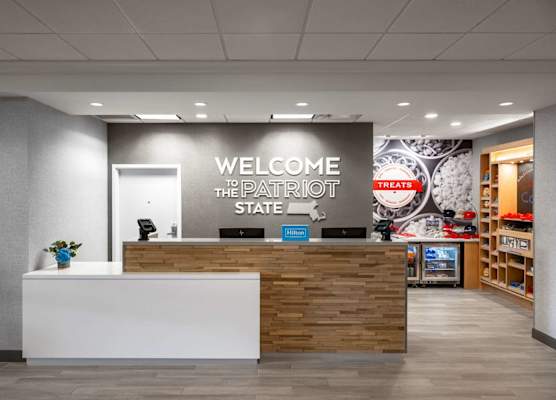 Hampton Inn & Suites Cape Cod-West Yarmouth 1