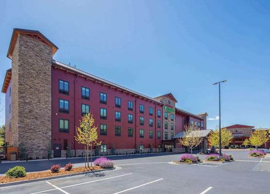 Wyndham Garden Redwood Valley - Ukiah 1