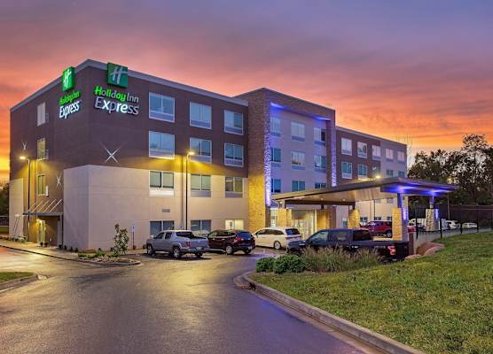 Holiday Inn Express WILLIAMSBURG by IHG 1