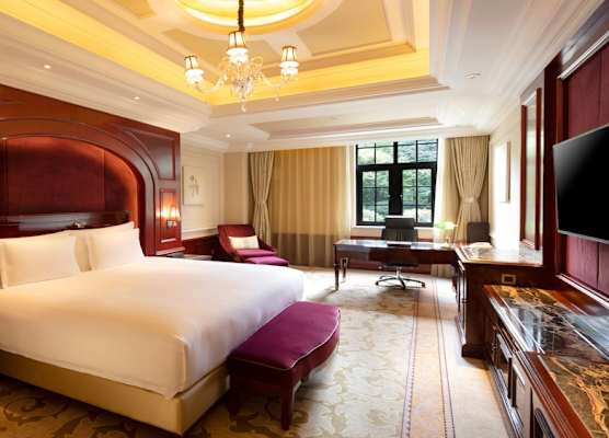 InterContinental Hotels SHANGHAI RUIJIN by IHG 1