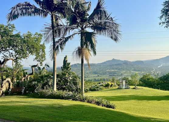 LoerieRoep Estate - Mountainview Selfcatering Accommodation Nelspruit 1