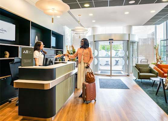 Novotel Paris 17 1