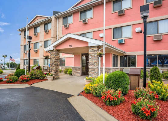 Quality Inn Cedar Rapids South 1