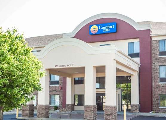 Comfort Inn Lees Summit @ Hwy 50 & Hwy 291 1