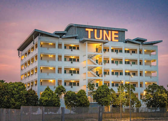 Tune Hotel KLIA Aeropolis (Airport Hotel) 1
