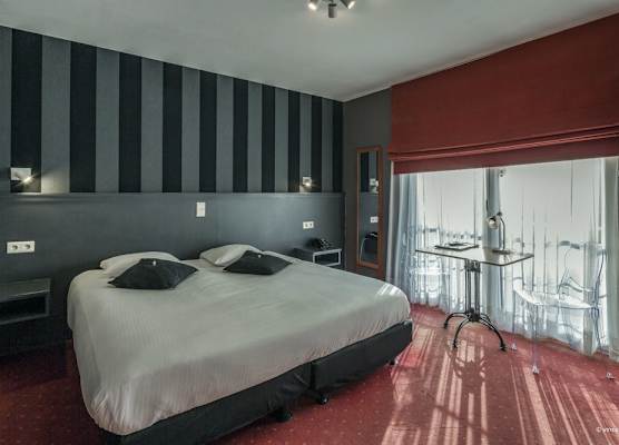New Hotel de Lives 1