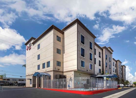 Best Western Plus Gardena-Los Angeles Inn & Suites 1
